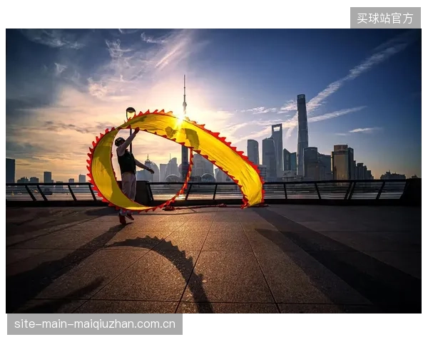 “黄金一代”的防守稳固性,将成为社交媒体上增强民族自豪感和凝聚力的话题。 “黄金一代”的防守稳固性,将成为社交媒体上增强民族自豪感和凝聚力的话题。